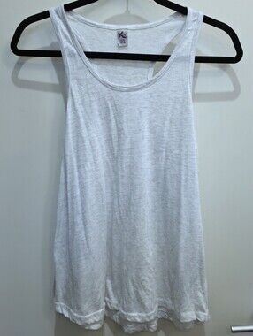 5/$20 🍒 | NWOT Koi White Racerback Tank Top